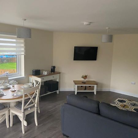 Loch & Ben View Apartment Caol Bagian luar foto